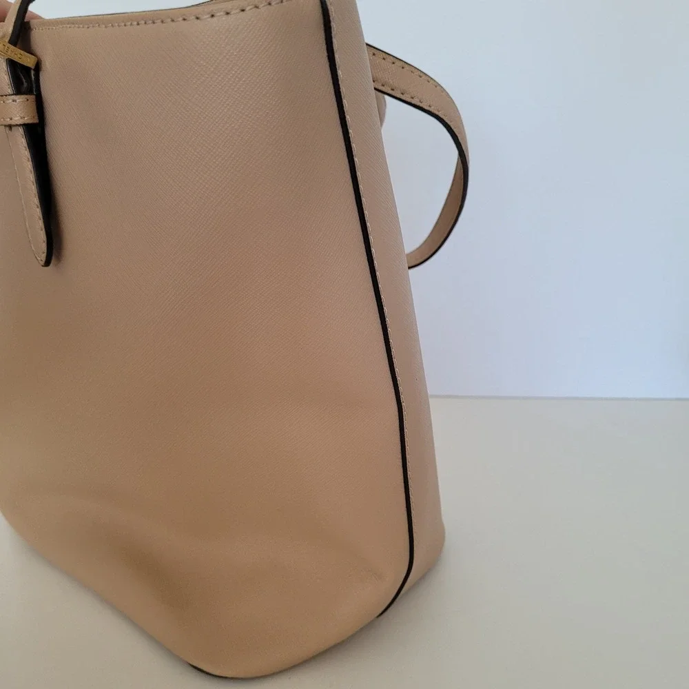 Michael Kors Jet Set Travel Saffiano Leather Tote Bag Beige Tan Gold Hardware